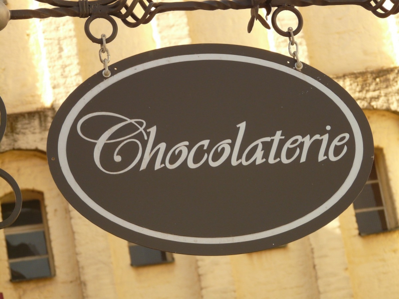 chocolaterie-ST TROPEZ-min_cafe_shield_chocolaterie_samurai_gasthof_eat-1360721